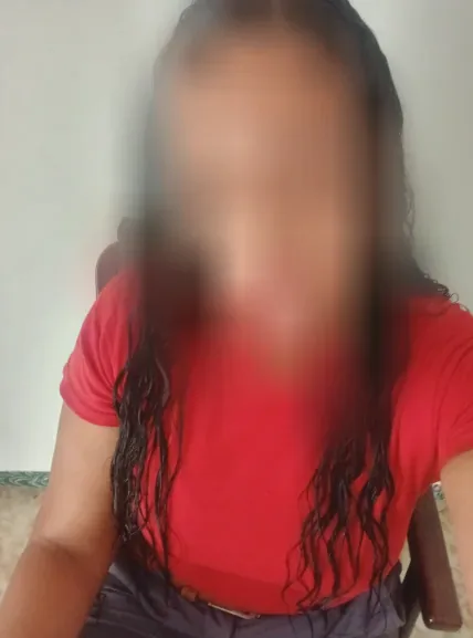 Denise, 36