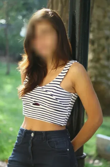 Dilara, 29