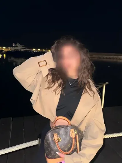 Elif, 29