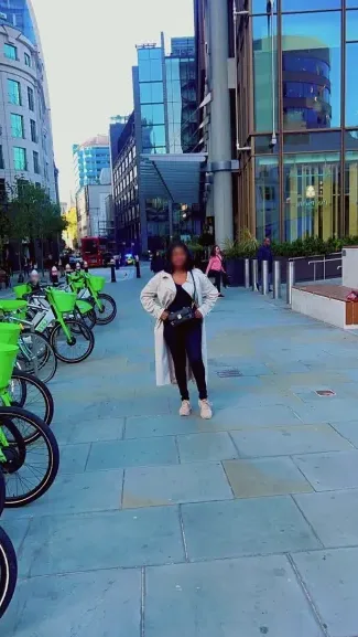 Jacqueline, 33