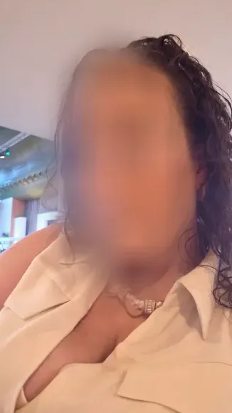 Jasmin, 39
