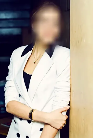 Nisa, 30