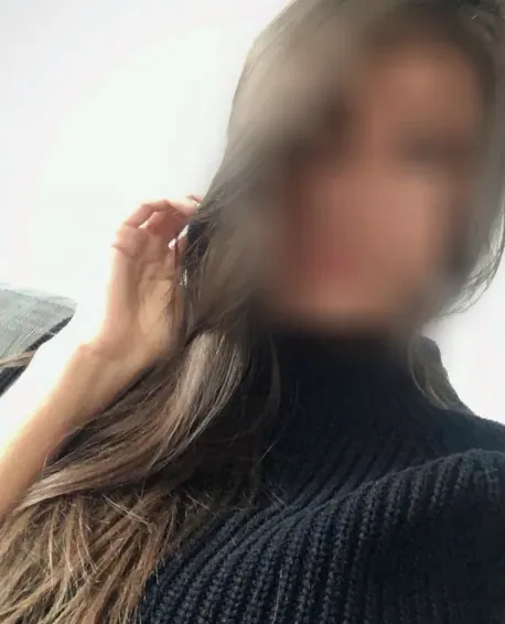 Paula, 32