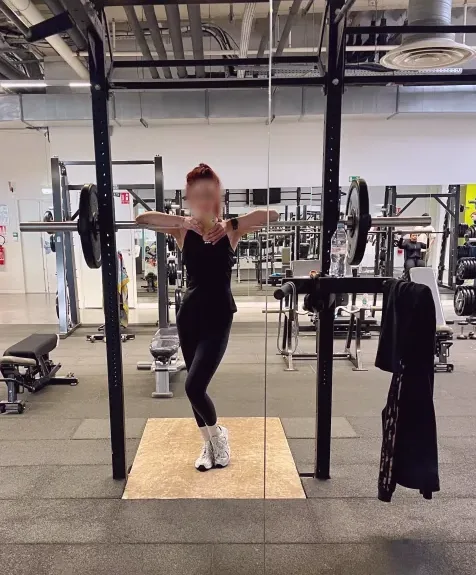Thea, 37